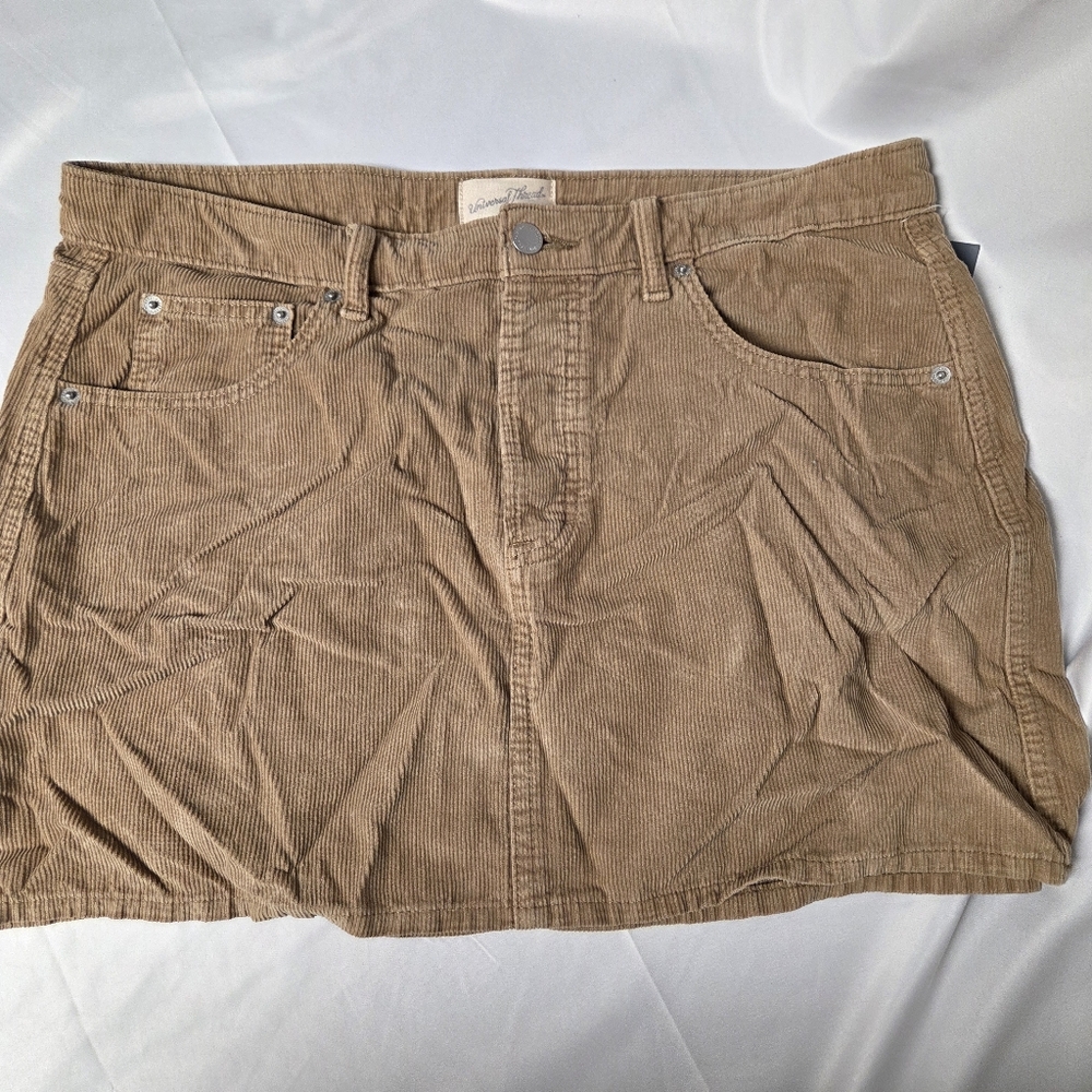 Universal Thread‎ Tan Corduroy Skirt Size 12